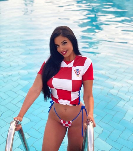 Мисс Хорватия Ивана Кнолль