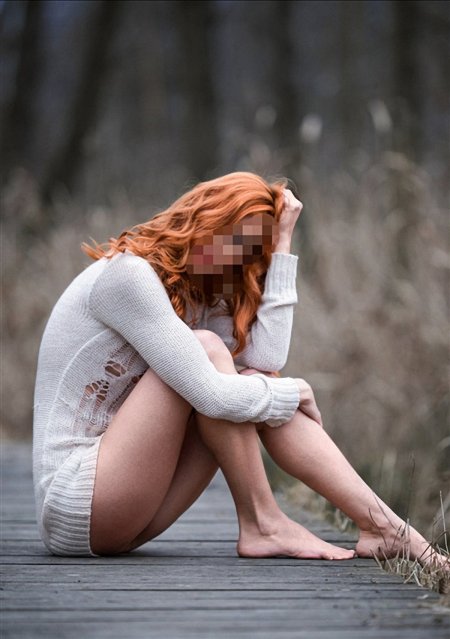 Девушки рыжие ножки