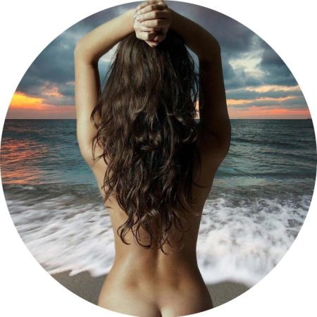 Девушка со спины