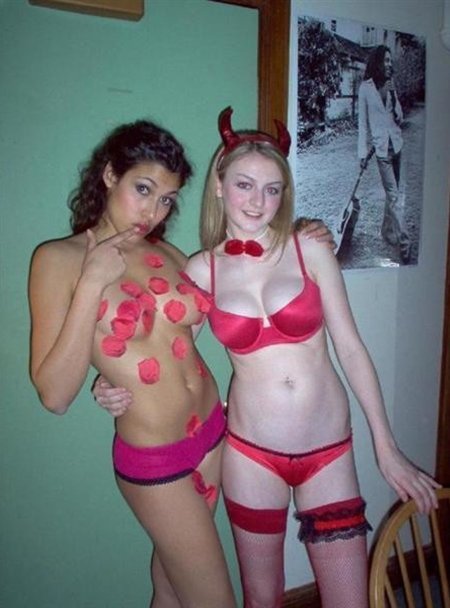 Эротический Хэллоуин частное