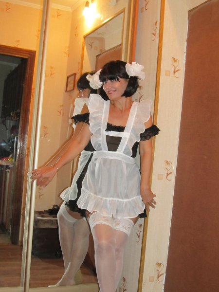 В костюме частное