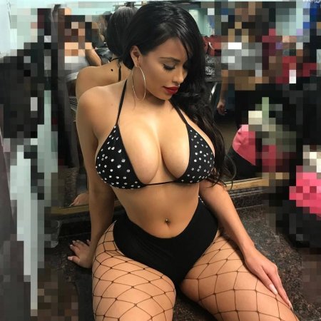 Модель Lissa aires Джозе Сиера