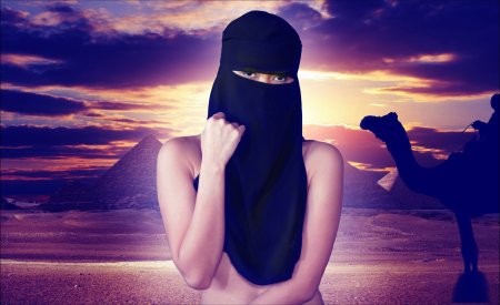 Девушка в никабе