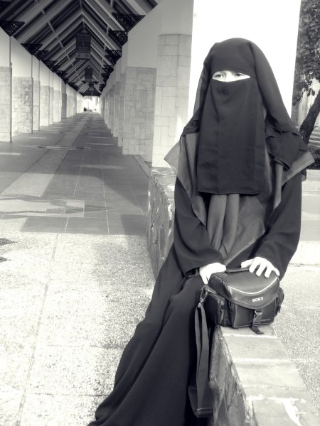 АЛЬХАМДУЛИЛЛЯХ никаб