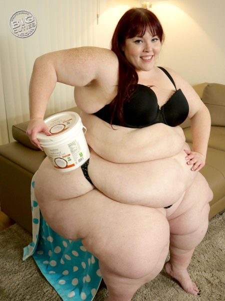 Гигантские жирные девушки