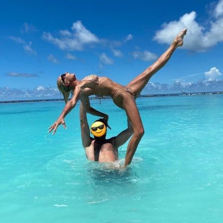 Анастасия Волочкова на Мальдивах в бикини