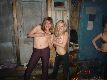 Деревенское ню из соц сетей