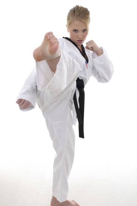 Девушки каратистки ноги