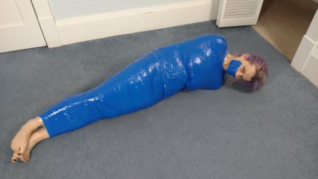 Бдсм латексная мумификация