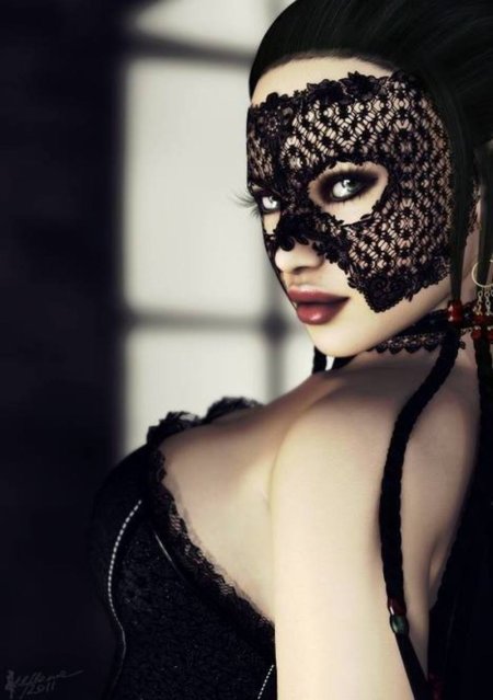 Женщина в маске