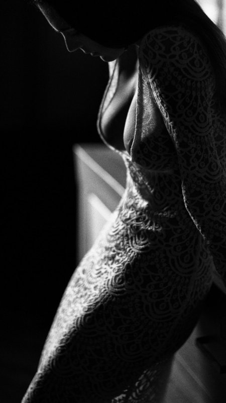 Красивые изгибы женского тела