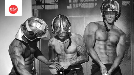 Красивые мужчины пожарные