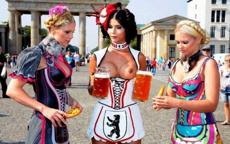 Микаэла Шефер Октоберфест xxx