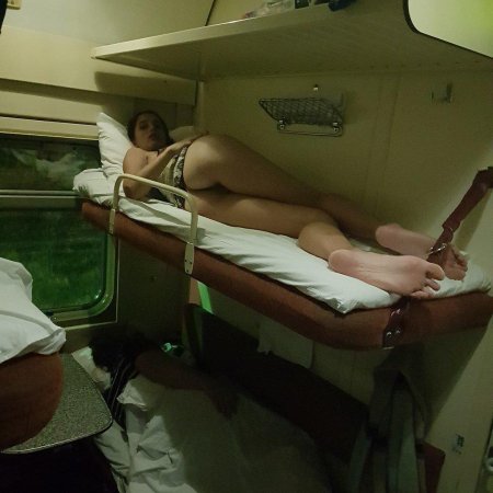 Эротические попутчицы в поезде