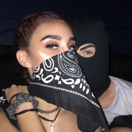 Девушка бандитка