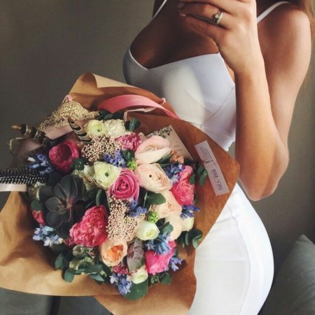 Шикарный стильный букет