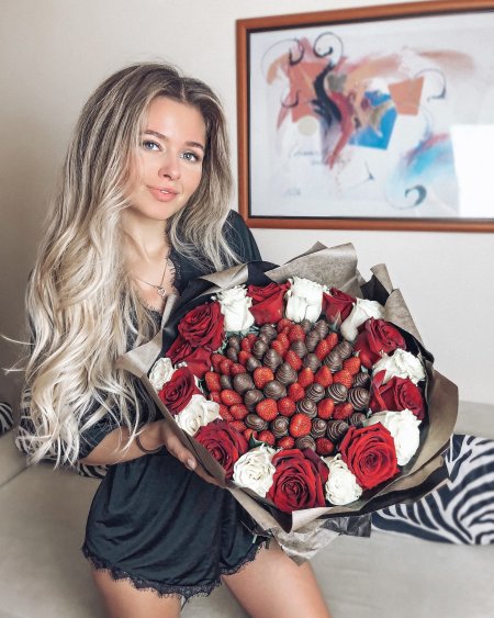 Фотосессия с букетом цветов