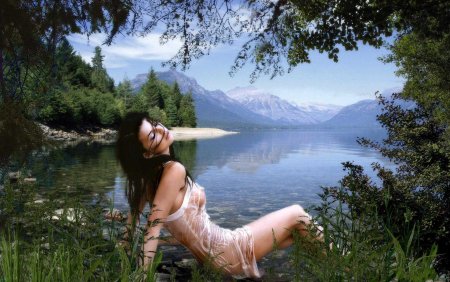 Эротическая фотосессия на природе