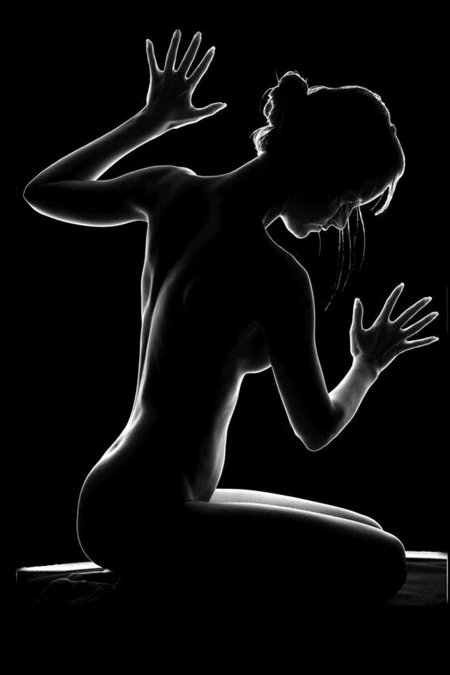 Эротические картины черно белые