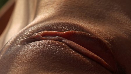 Женские прелести крупным планом