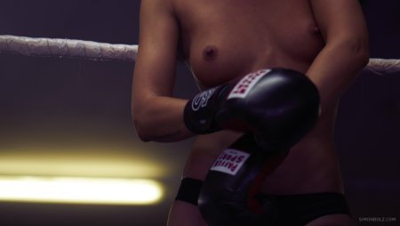 Голые женщины бойцы юфс