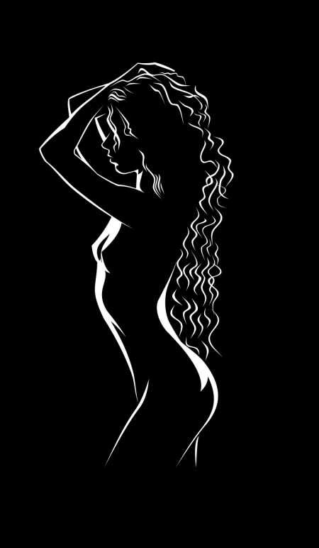 Силуэт девушки в темноте