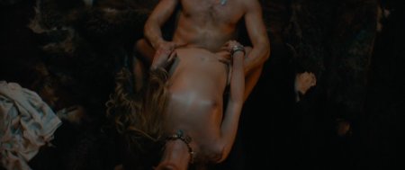 Саша бортич голая в фильме викинг