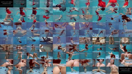 Голая в бассейне