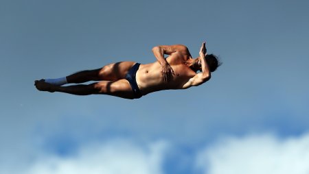 Голые прыгуньи с вышки