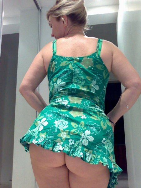 Сочные мамки без платья