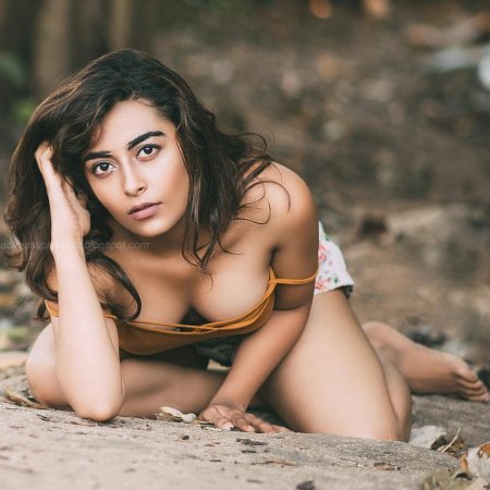 Красивые арабские девушки ню