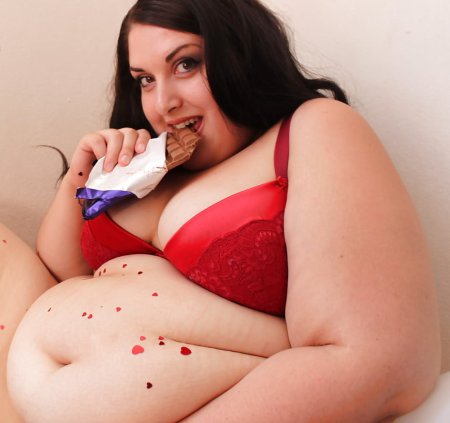 Раскармливание Моника Райли