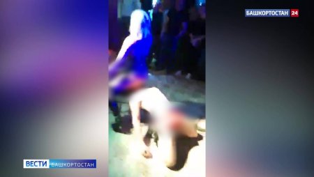 Девушки в ночном клубе