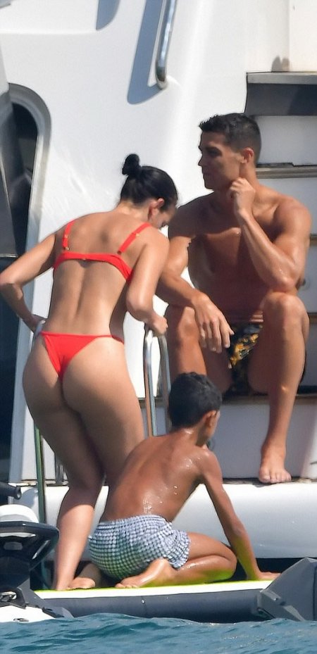 Жена Криштиану Роналду Джорджина