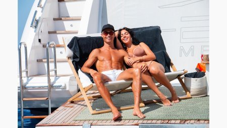 Джорджина Родригес и Криштиану Роналду