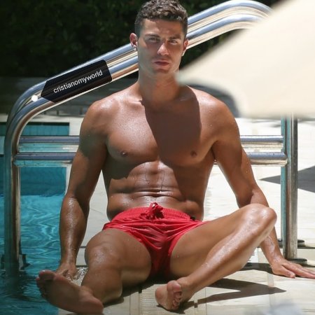 Кристьяно Роналдо голый