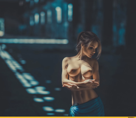 Эротика. Песочница эротики. Красивая грудь.