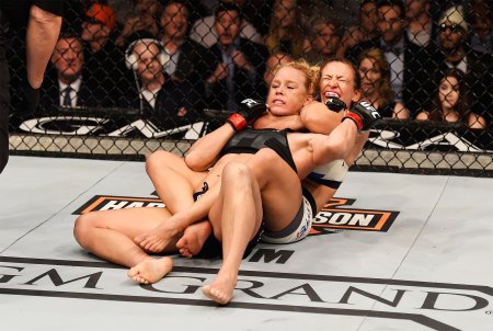 Юфс Холли холм