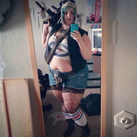 Mariah Mallad большие сиськи