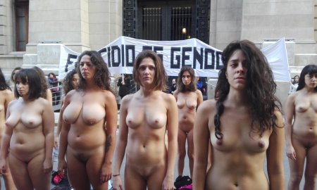 Акции протеста с обнажением