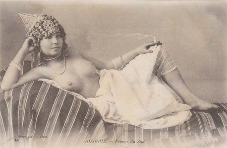Алжирские голые женщины