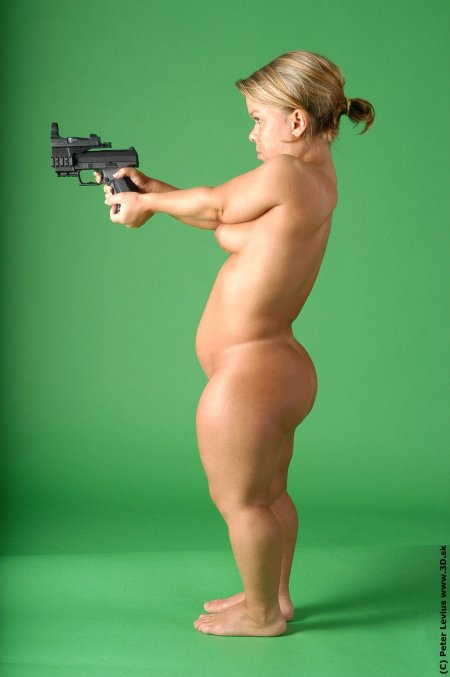 Красивые голые лилипутки