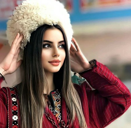 Зилола Нуралиева