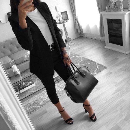 Тотал Блэк аутфит