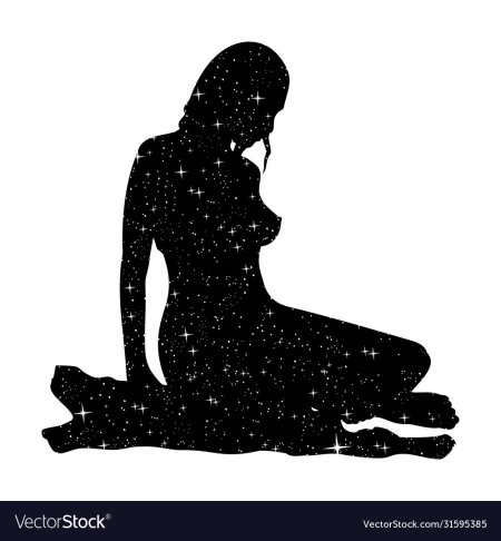 Силуэт сидящей девушки со спины