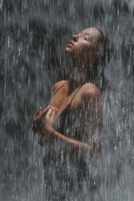 Девушка дождь