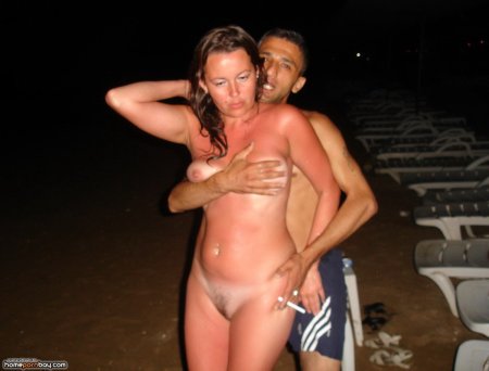 Жена разделась в Египте