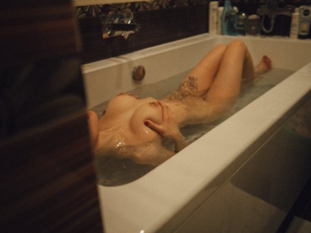 Селфи девушек в ванной