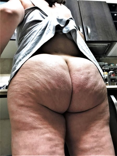 Старые толстые задницы