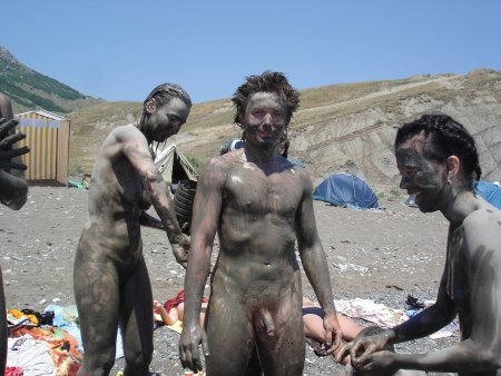 Грязевые ванны голышом